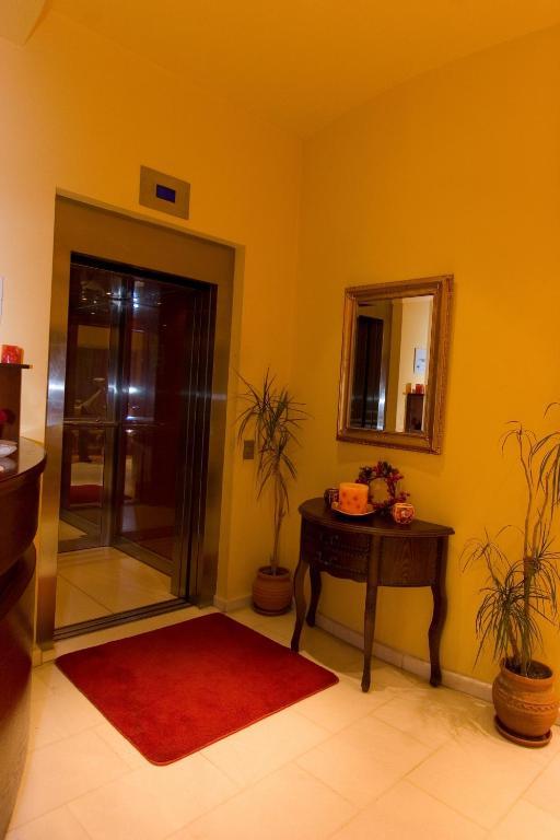 Lito Hotel Kími Szoba fotó